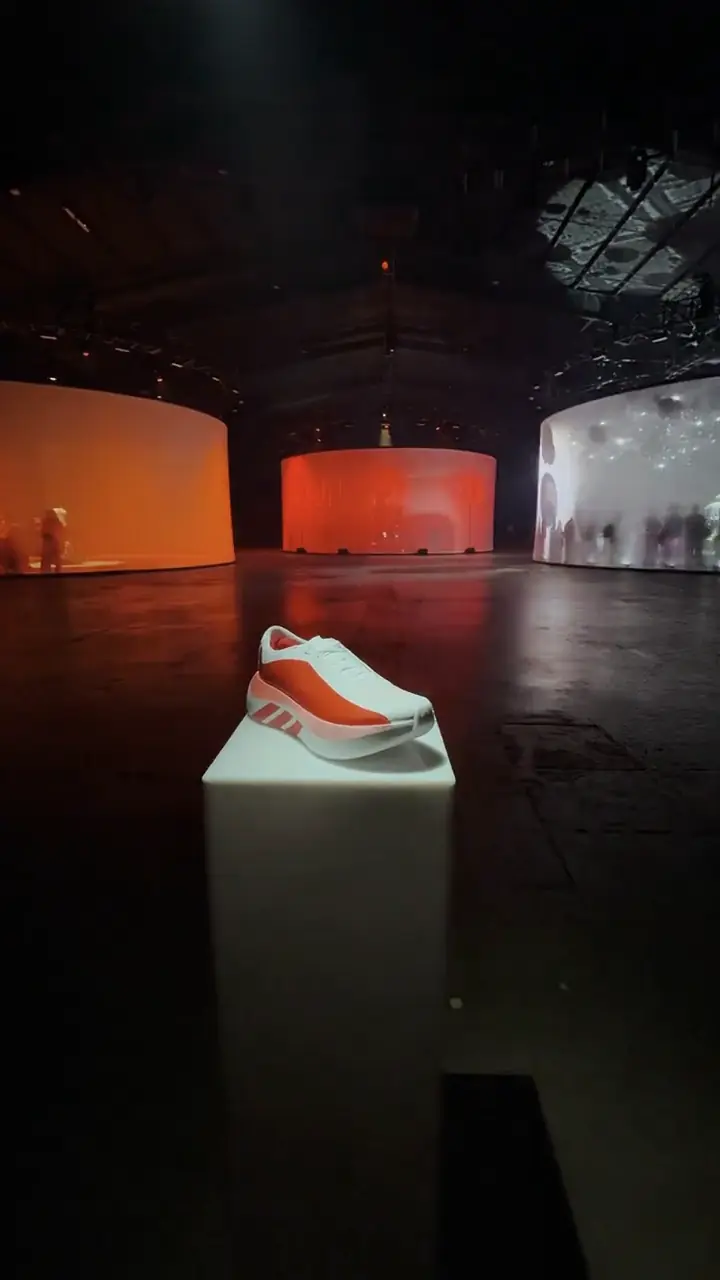 adidas, HYPERBOOST: a frame from the film